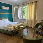 Vip Aparthotel 3*