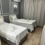 Vip Aparthotel 3*