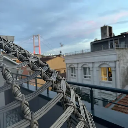 Vip מלון דירות 3*